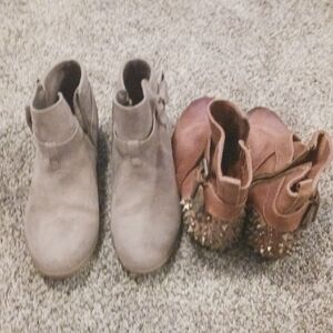 2-for-1 Ankle Boots!!